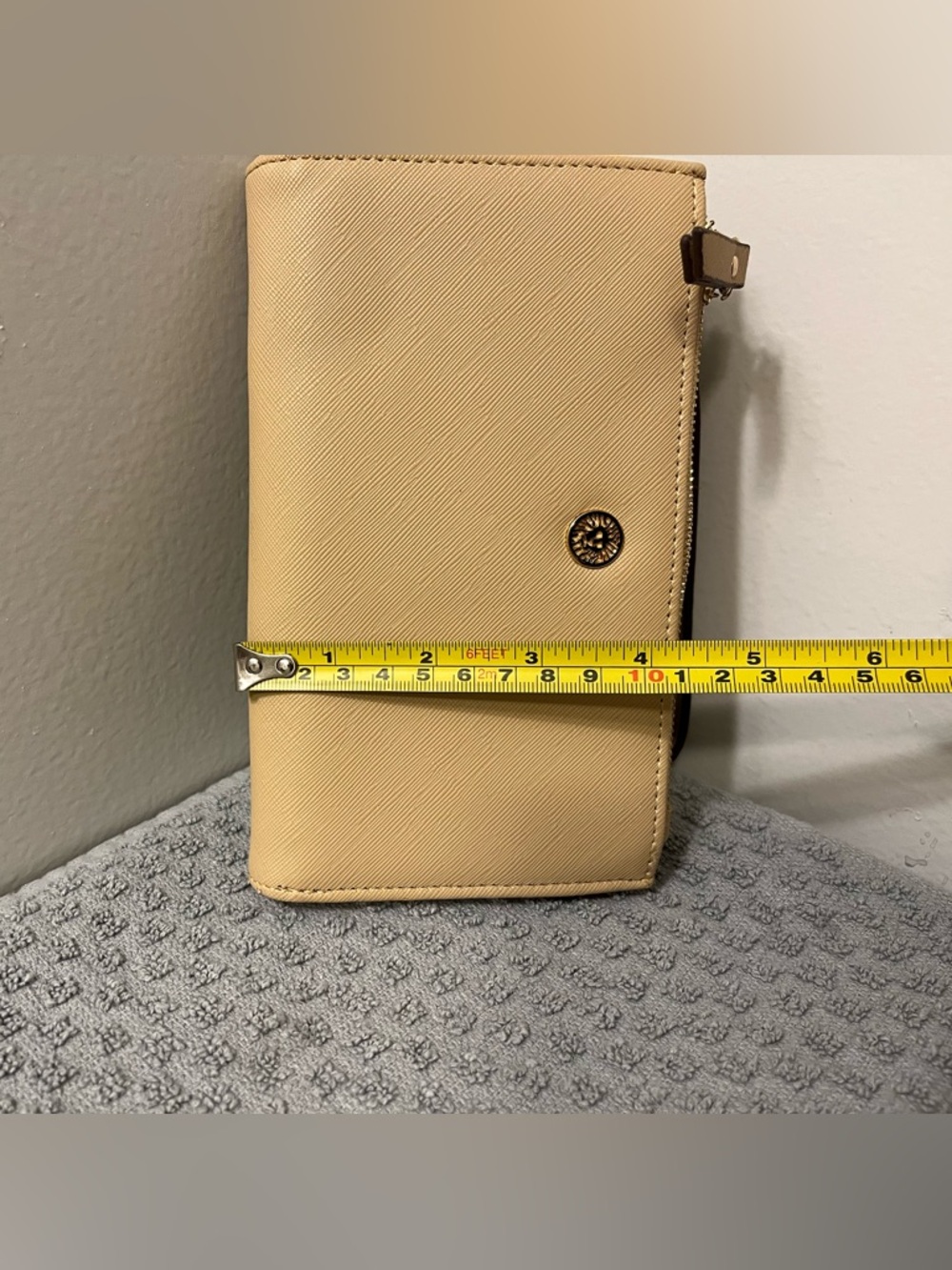 Anne Klein Beige Tan Wallet or Wristlet with coin, bill and credit card slots - Picture 9 of 9